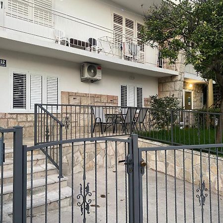 Napjacu With Own Parking And Garden Apartment Herceg Novi Bagian luar foto